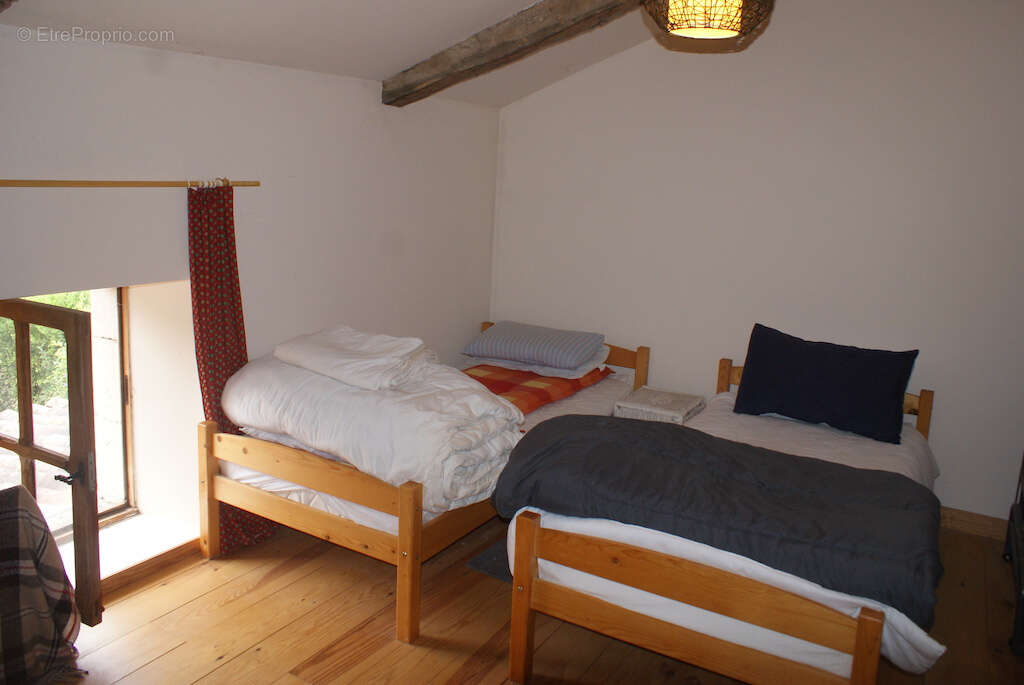 Maison à BOURG-DU-BOST