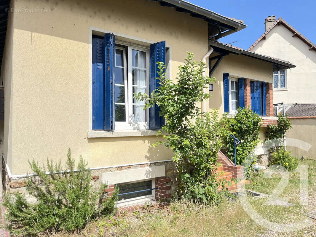 Maison 130 m² à Vernon  - photo 2