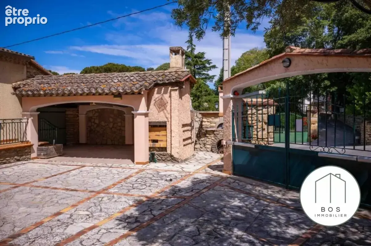Villa avec piscine et garage - photo 9