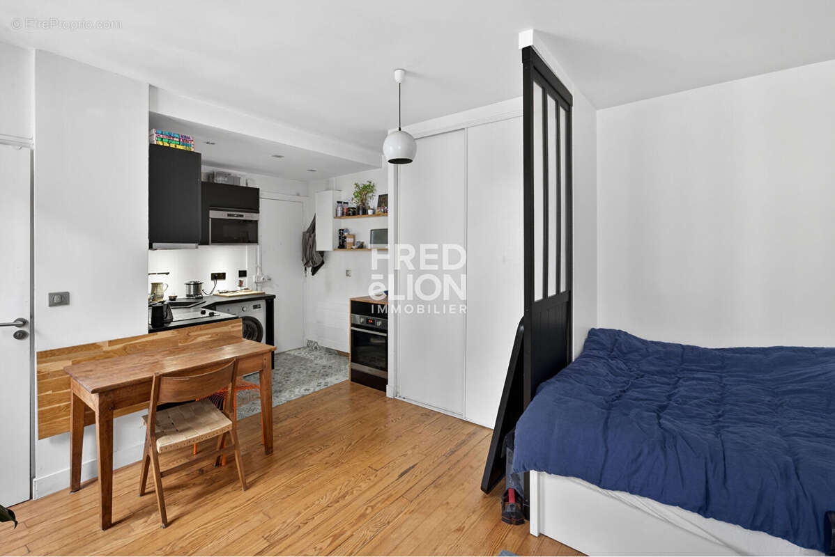 Appartement à PARIS-11E