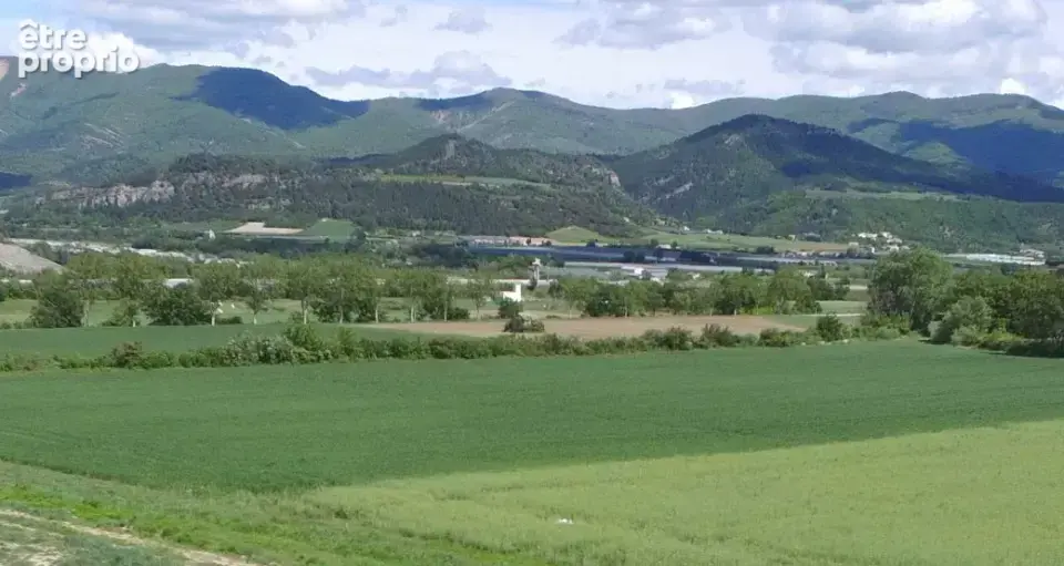 Terrain à AUBIGNOSC