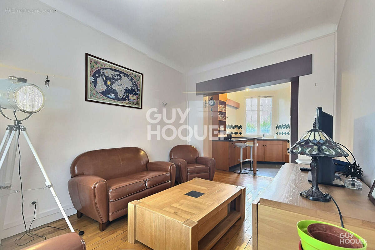 Appartement à MAISONS-ALFORT