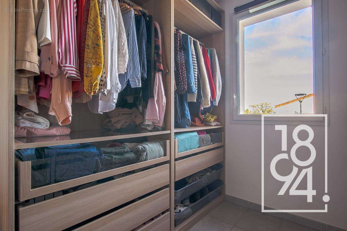 Maison à CHATEAUNEUF-LES-MARTIGUES