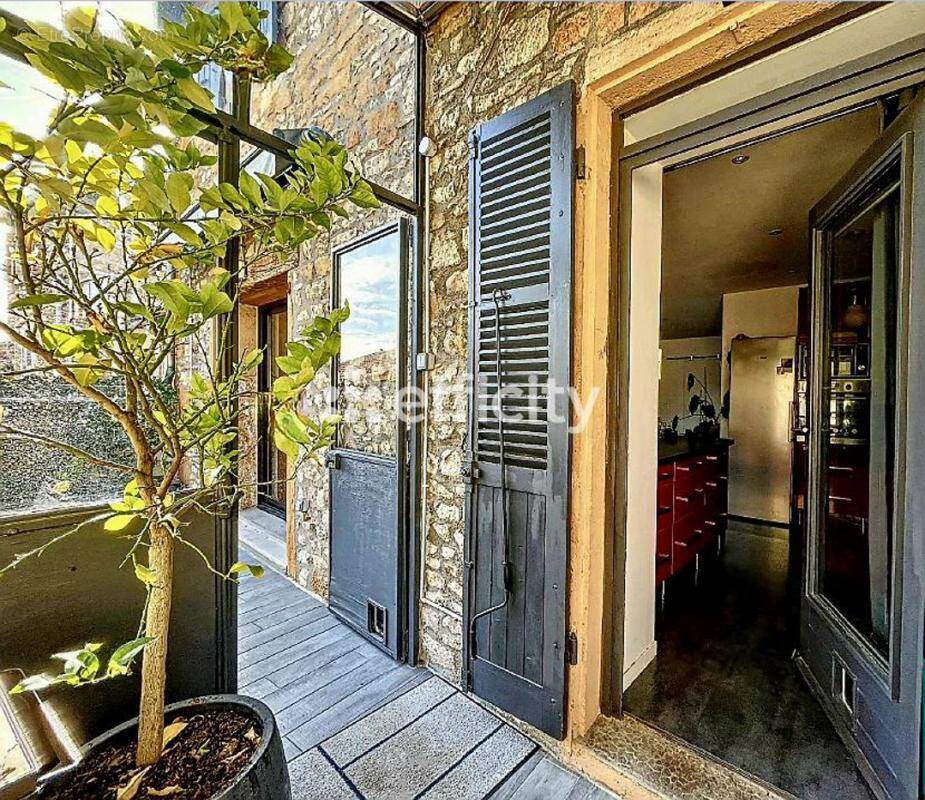 Maison à CHAZAY-D'AZERGUES