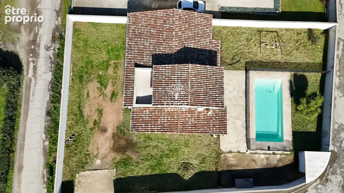 Villa T5 - 4 chambres- 156 m2 avec piscine - photo 4