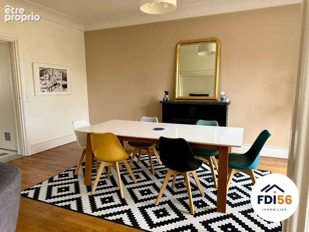 A vendre- lorient centre - spacieux appartement 4 pièces de 130 m² - photo 2