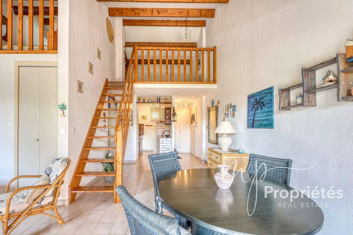 Appartement à RAYOL-CANADEL-SUR-MER