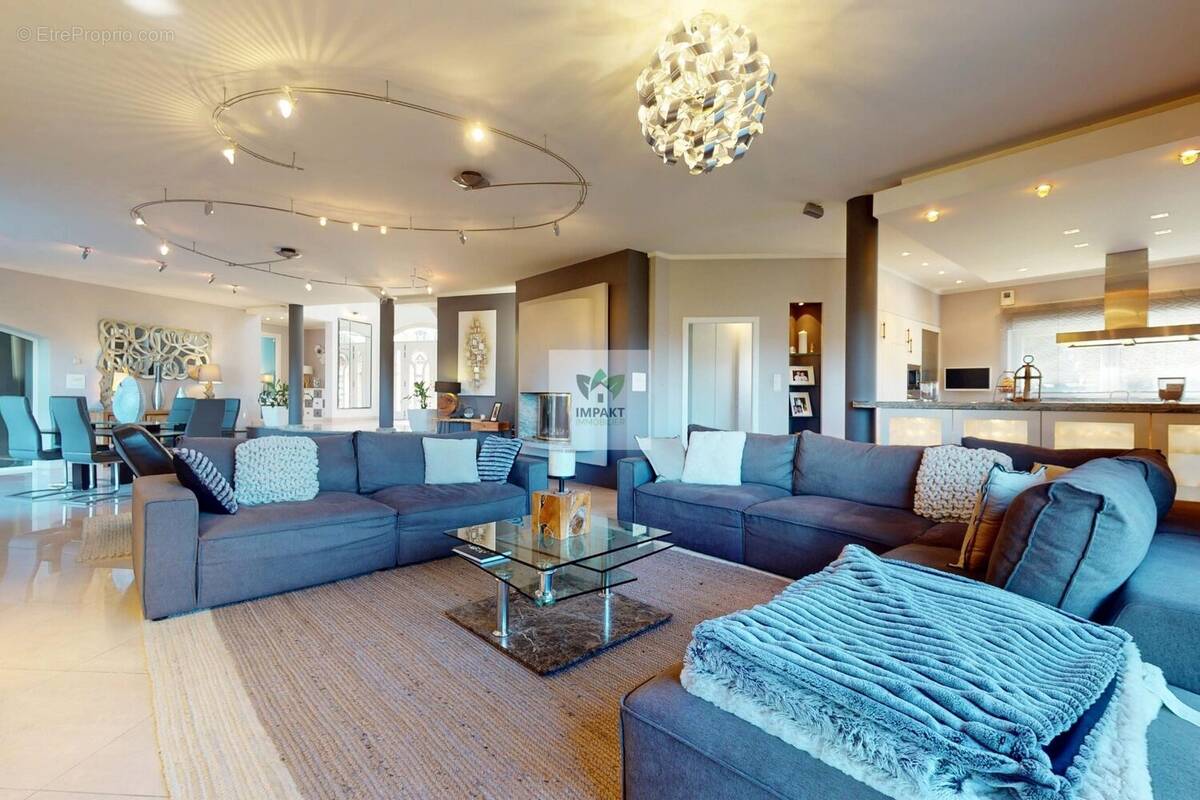 Maison à MONTBELIARD