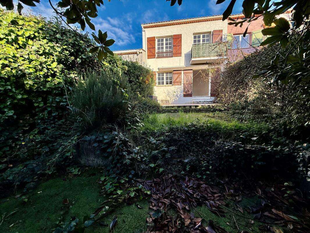 Maison à VILLENEUVE-LOUBET