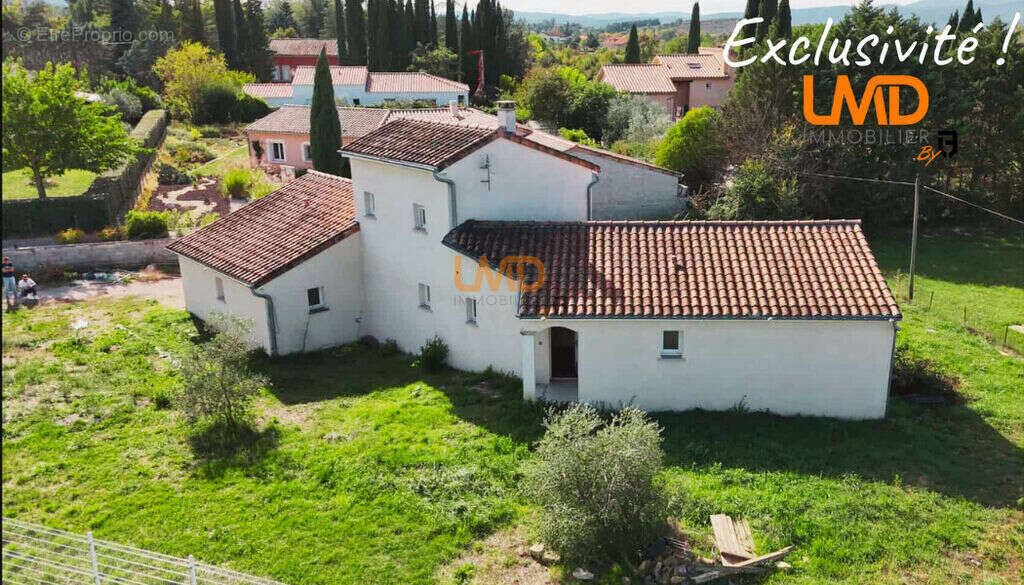 Maison à GROSPIERRES