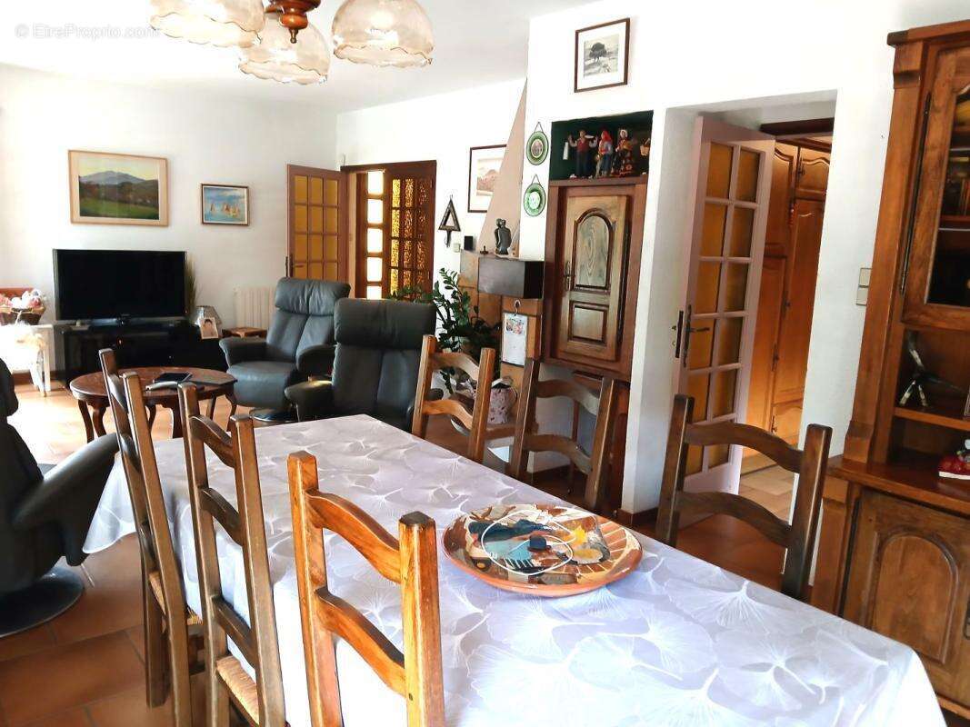 Maison 162 m² à Ceret  - photo 4