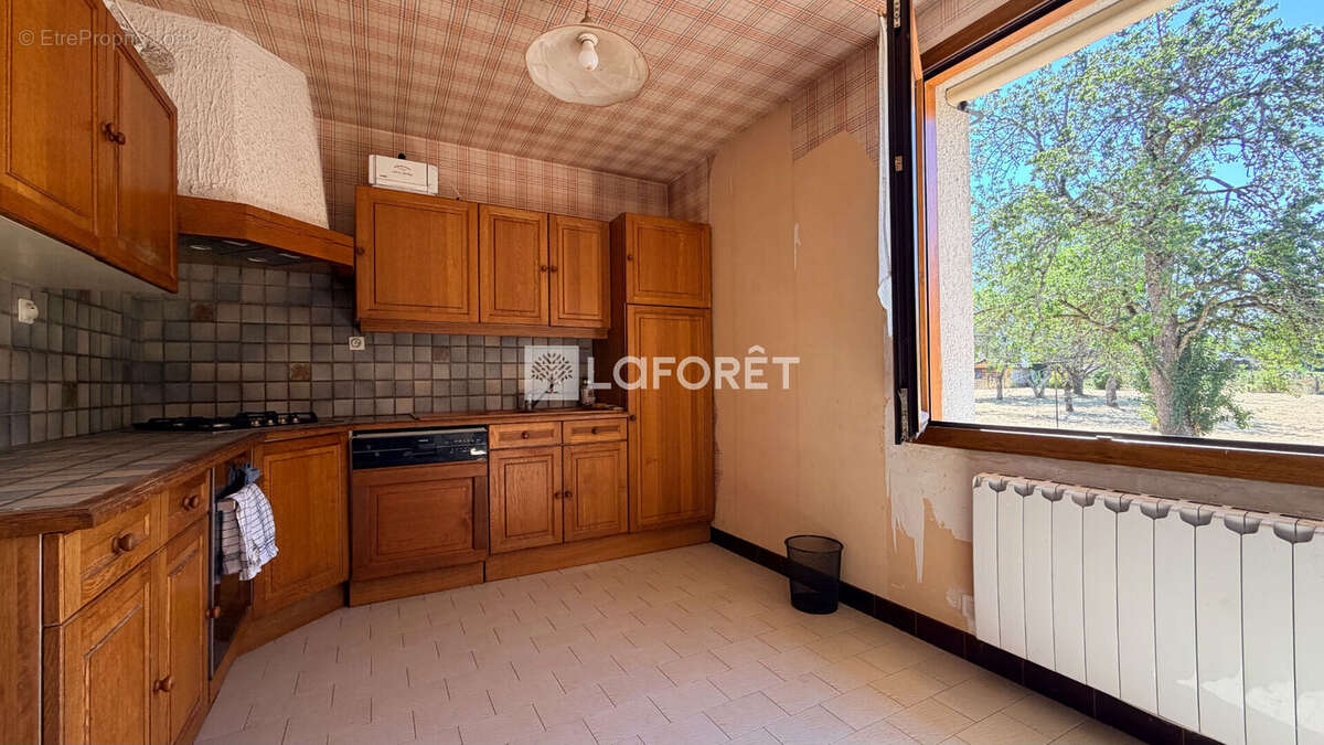 A vendre à MOIREMONT maison 133 m² - 5 chambres - photo 5