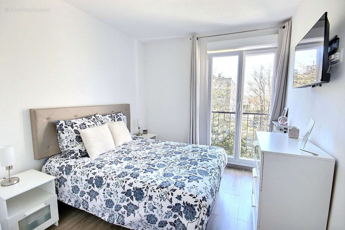 Appartement à FRESNES