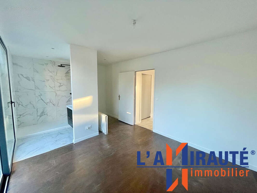 Maison à SARTROUVILLE