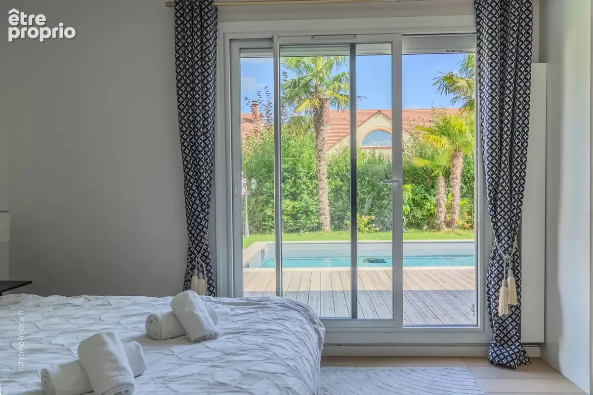 En exclusivité – villa d’exception avec piscine à bussy-saint-georges - photo 32