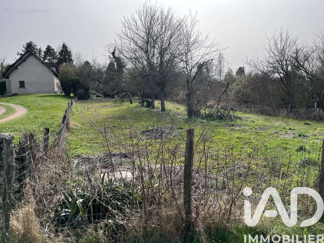 Photo 2 - Terrain à LE VERNET