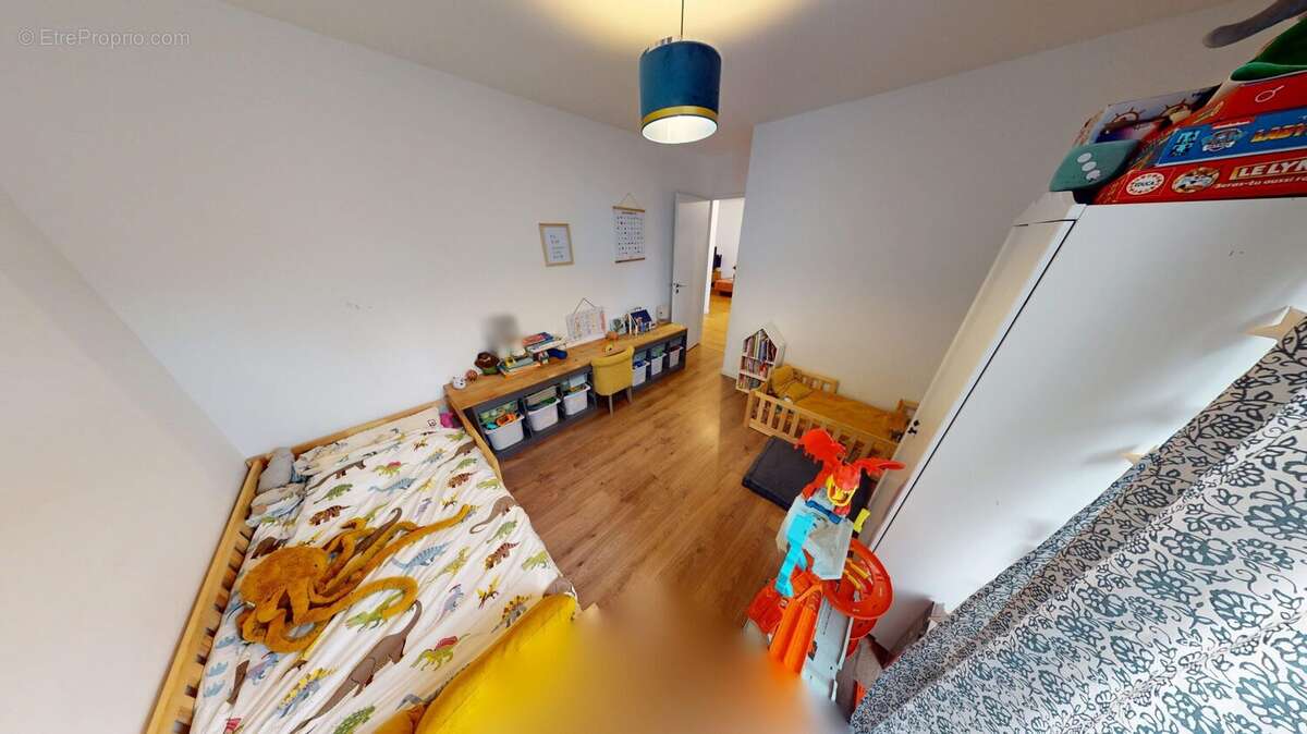 Appartement à HOUILLES