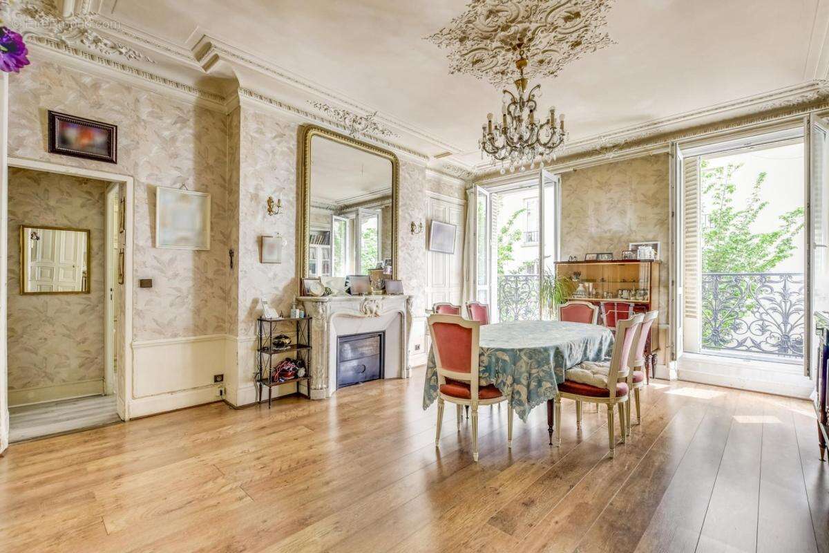 Paris 9eme : richer / faubourg poissonnière / grands boulevards - cinq pieces - 125m2 - 3-4 chambres - exclusivité - photo 4