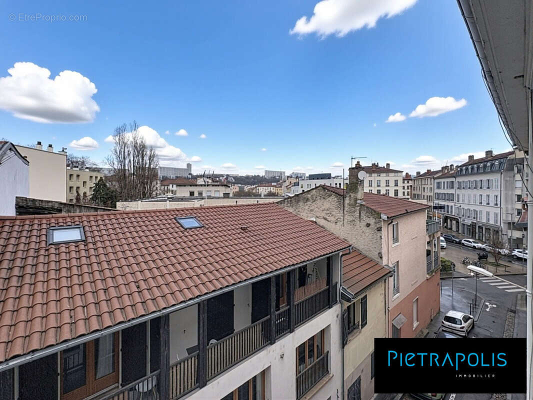 Appartement à LYON-9E
