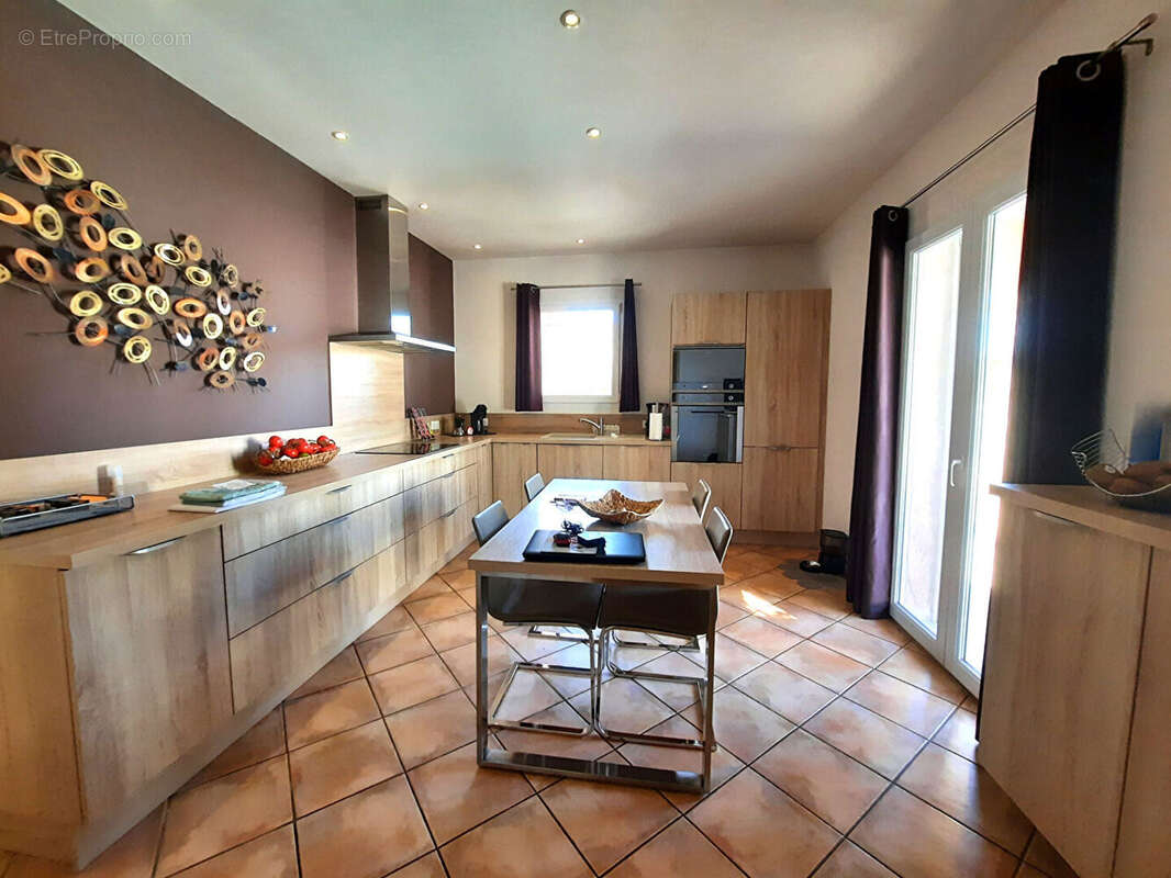 Maison Castelnau Le Lez 5 pièces 154m² - photo 8