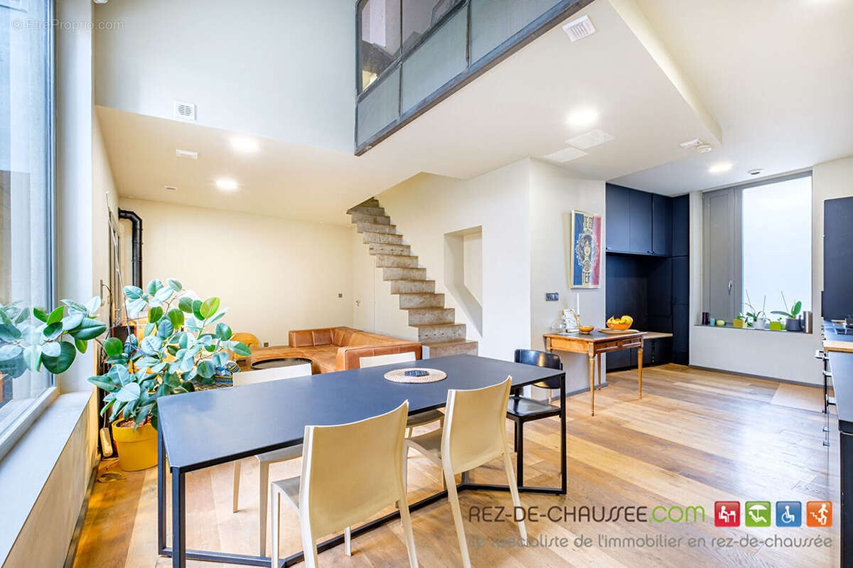 Maison à LYON-8E