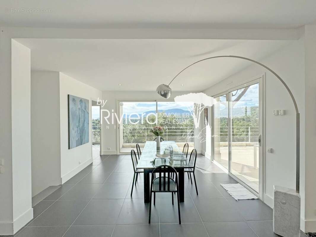 Maison à LA CROIX-VALMER