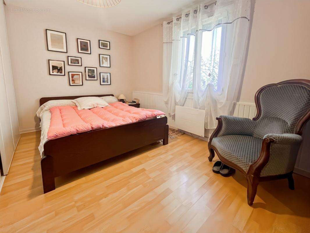 Maison à LIVRON-SUR-DROME