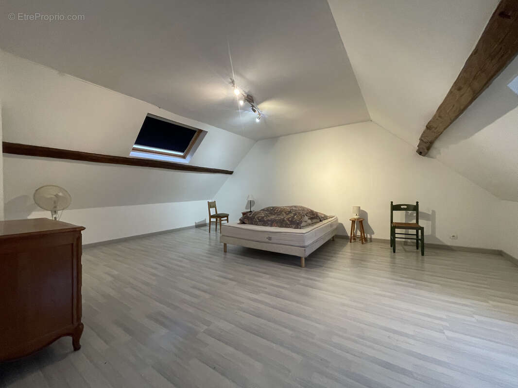 Maison à ULLY-SAINT-GEORGES