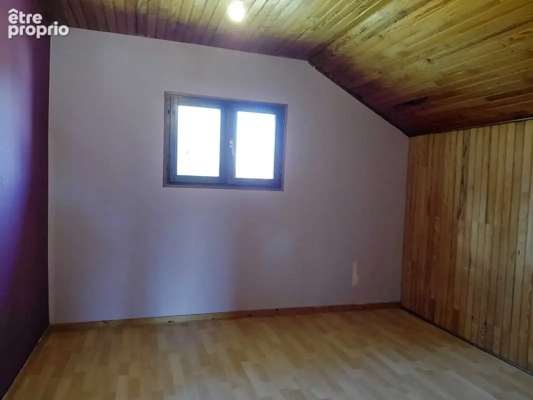 Maison familiale 5 chambres à Pierrefontaine-les-Varans sur une parcelle de plus de 11 ares - photo 11