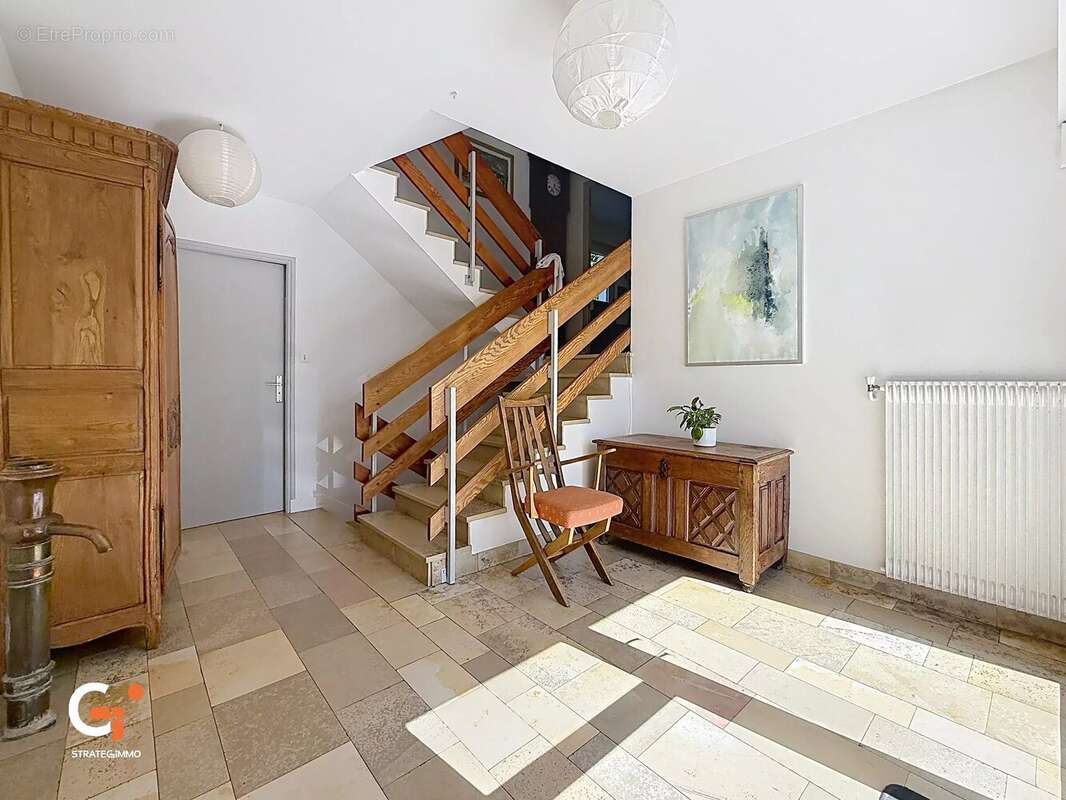 Maison d'architecte des années 70 - photo 2