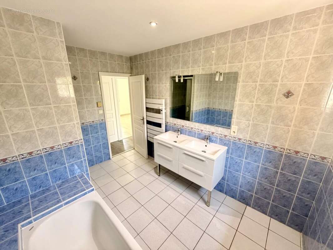 13 mn Villefranche, villa T4 avec garage sur 605 m2 - photo 11