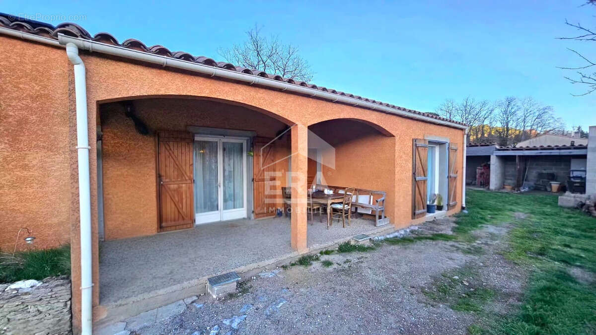 Maison à ANTUGNAC