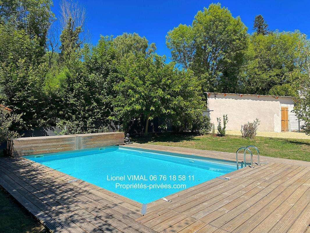 Maison à AUGEROLLES