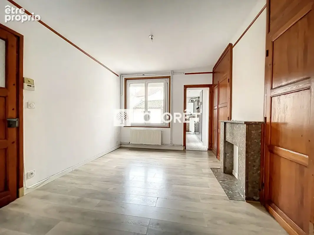 Maison 3 chambres, cour, garage. - photo 2