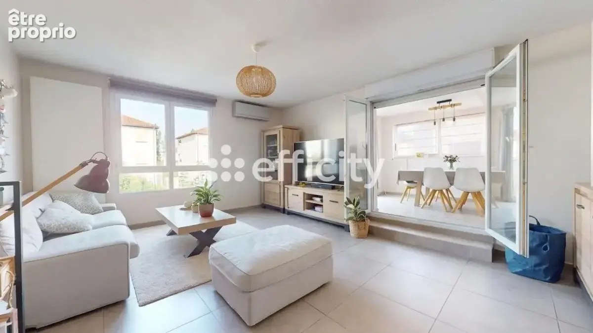 Appartement à SAINT-PRIEST