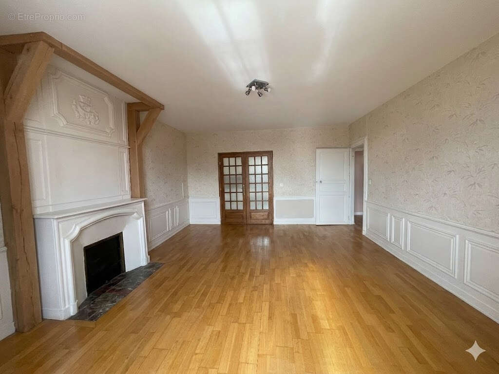 Appartement à BELLEGARDE