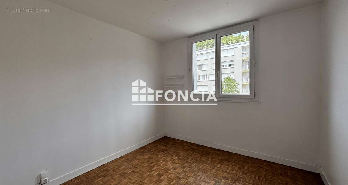 RANGUEIL FACULTES : T4 avec balcon, cave et garage - photo 8