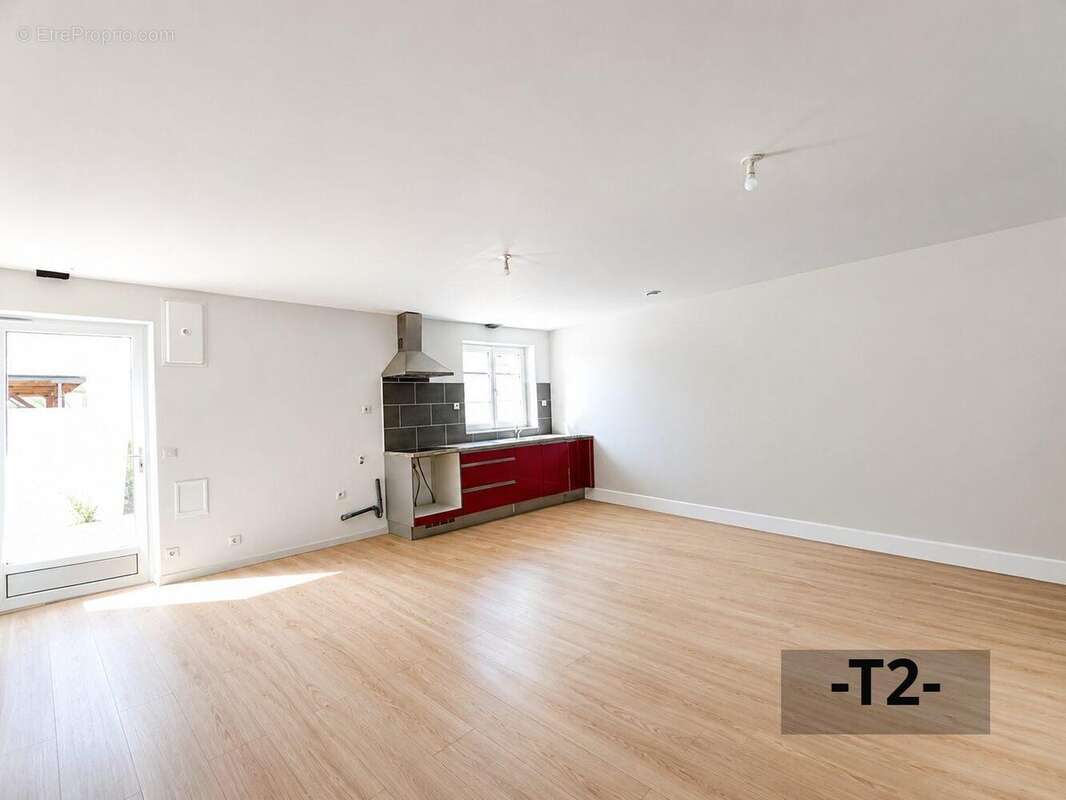 Maison 148 m² à Les Ponts-De-Ce  - photo 7