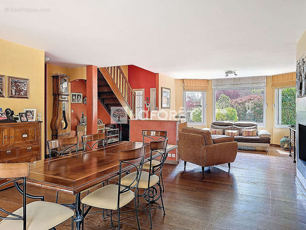 Maison à MARCOUSSIS