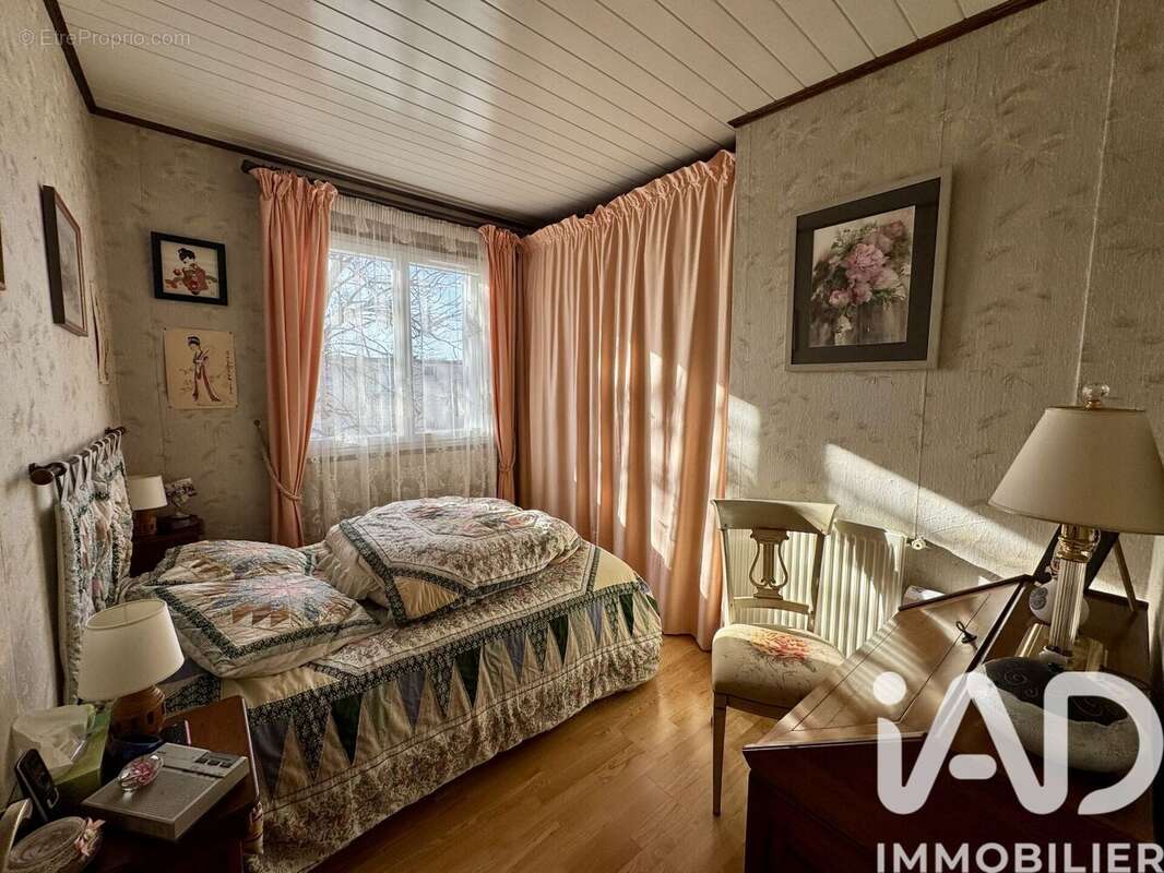 Photo 9 - Appartement à DAMMARIE-LES-LYS