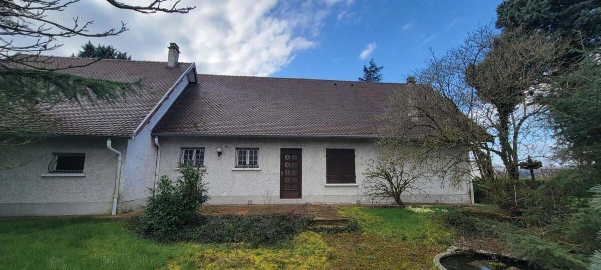 Maison à DOMMARTIN