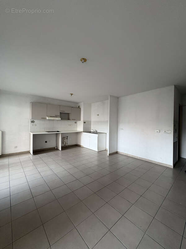 Appartement à MARSEILLE-15E
