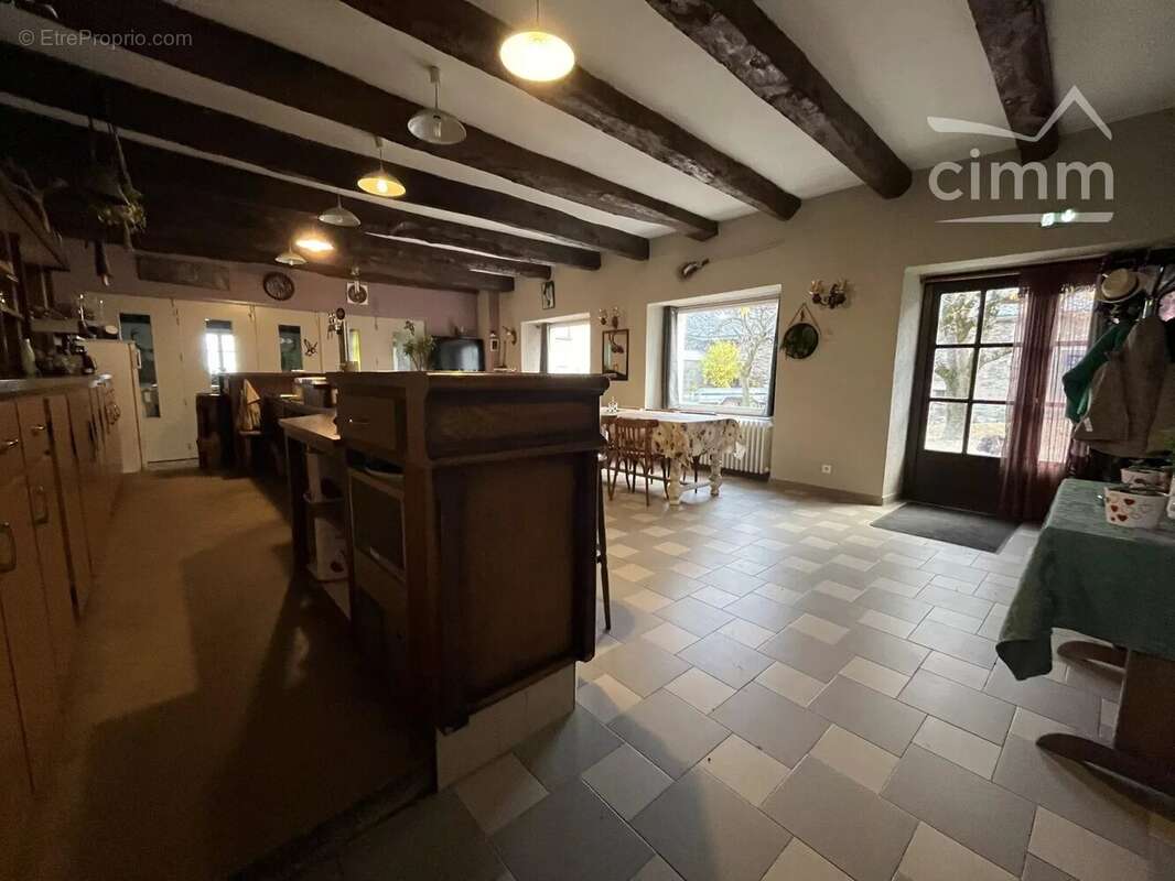 Ensemble immobilier au cœur de l'Aubrac - photo 16