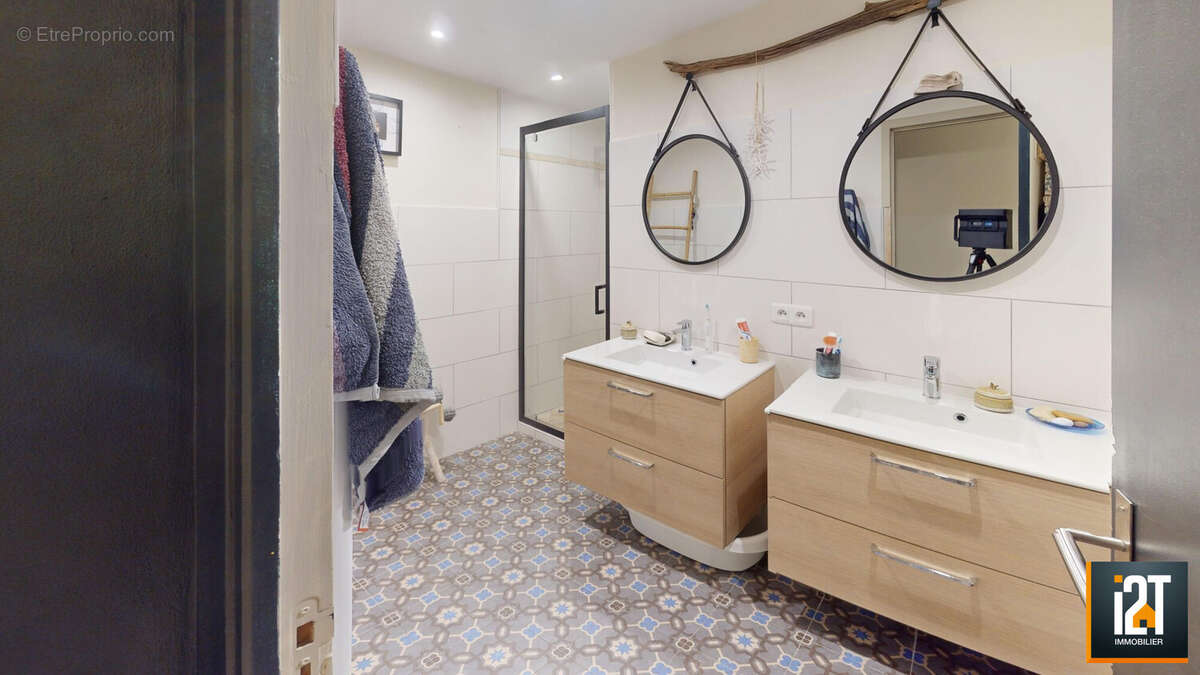 Maison 182 m² à Brignon  - photo 6
