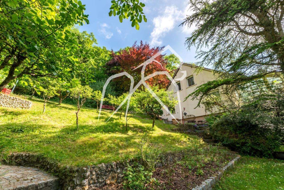 Maison à AMFREVILLE-LA-MI-VOIE