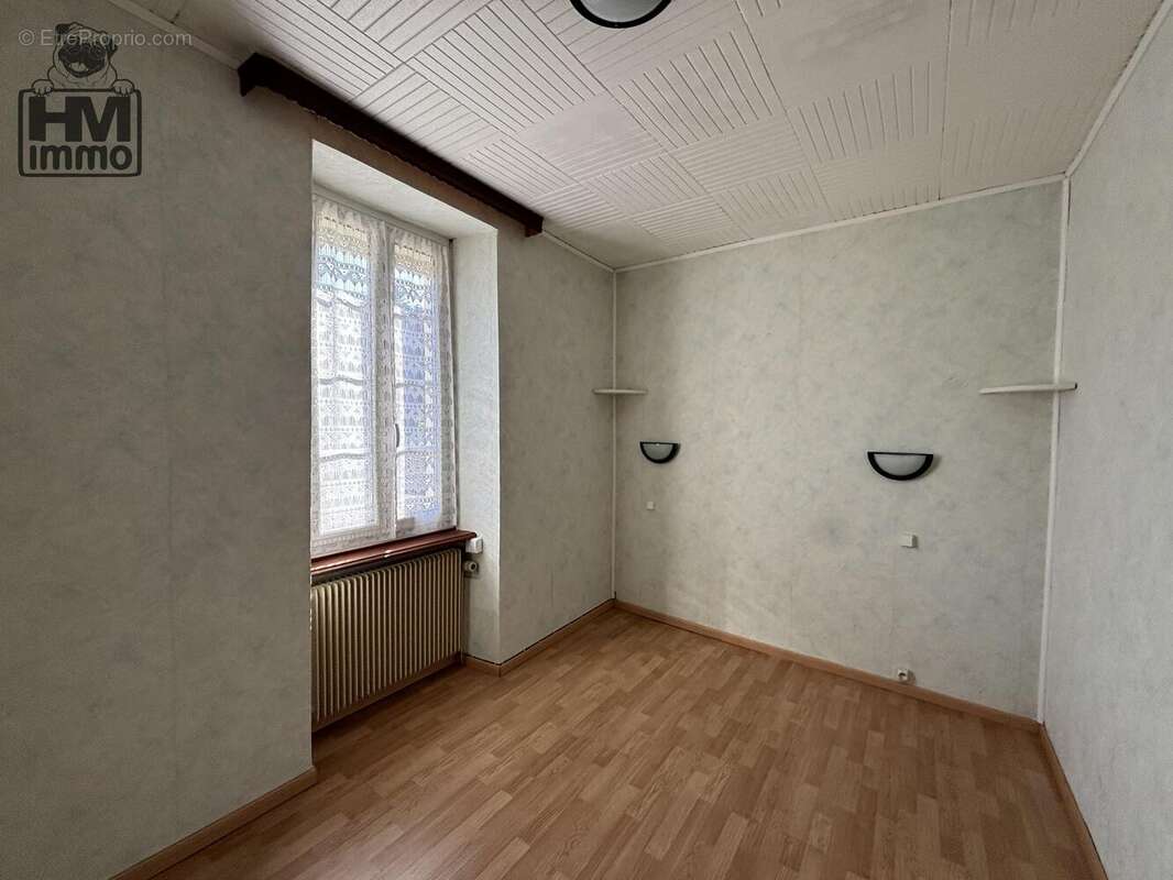 n°1 - Maison à GLANDON