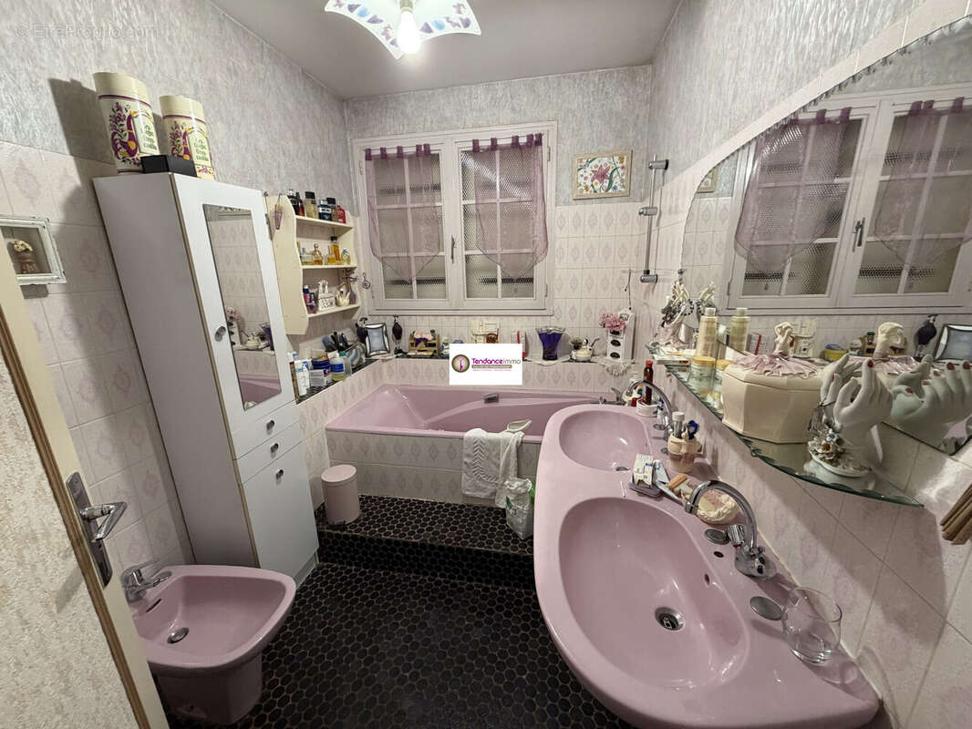 Maison 143 m² à Le Mele-Sur-Sarthe  - photo 4