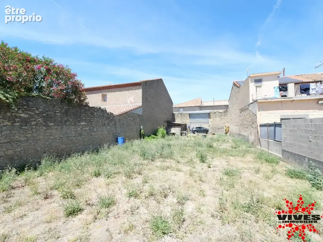 Terrain à bâtir de 375 m² viabilisé, possiblité plusieurs logements, ou commerce - photo 2