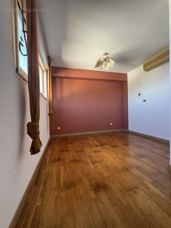 Appartement à LES AVIRONS