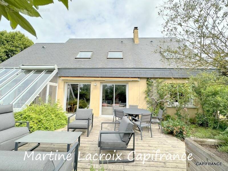 Maison à CHERRE